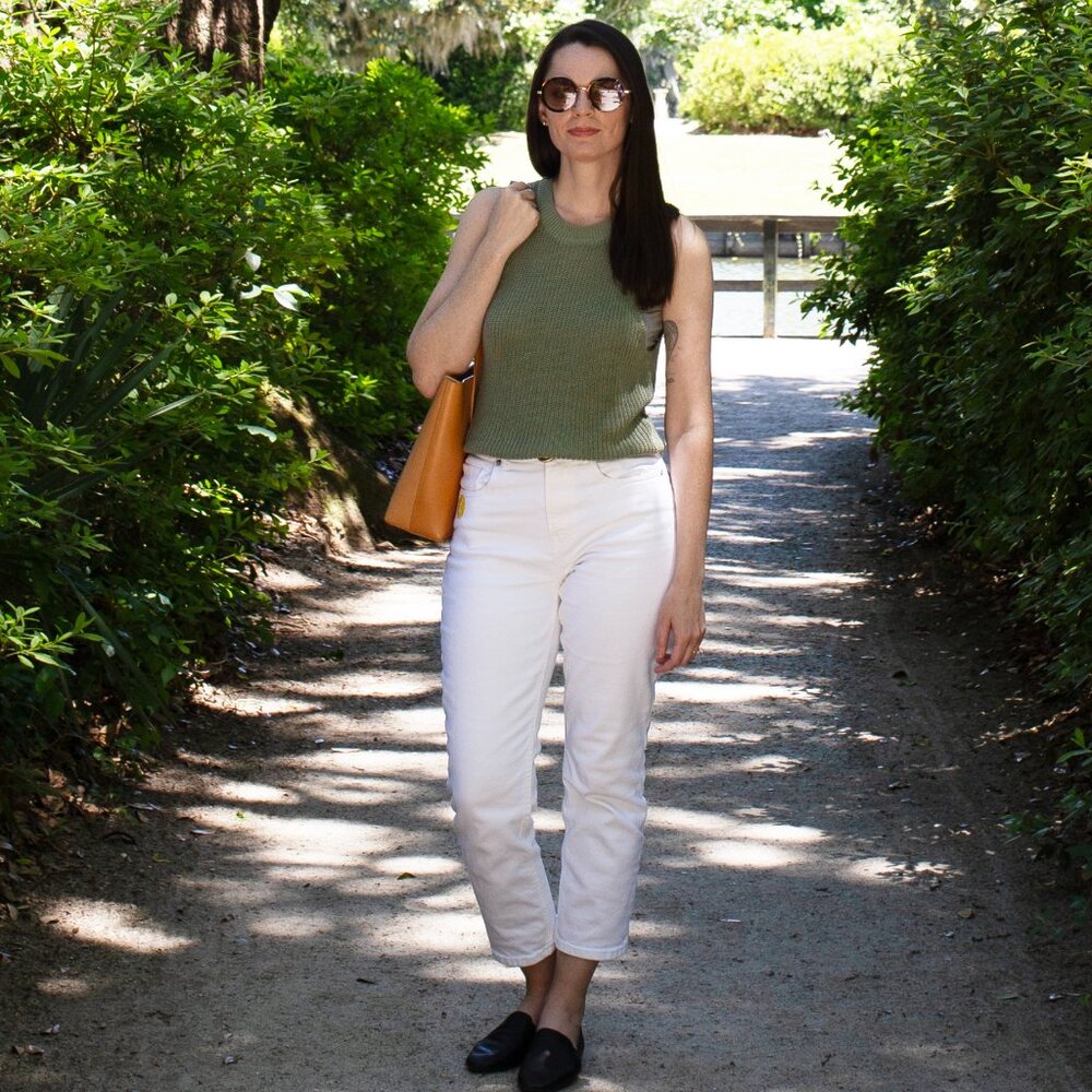 Everlane - Original Cheeky Jean - 27 Bone